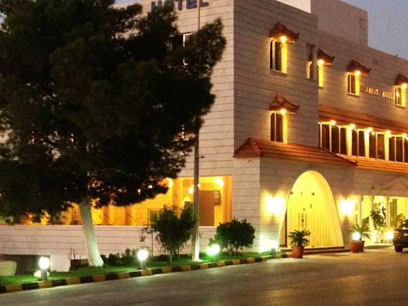 Al Anbat Hotel & Restaurant Wadi Musa Bagian luar foto